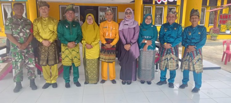 Kecamatan Simpang Kanan Gelar Upacara Peringati HUT Provinsi Riau ke-67