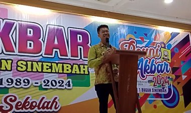 Hadiri Acara Reuni Akbar Alumni SMAN 1 Angkatan 1989-2024, Bupati Lantik Pengurus Baru