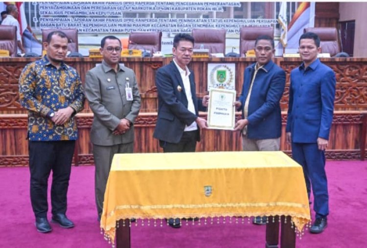 DPRD dan BupatI Rohil Tanda Tangani Nota Kesepakatan P-KUA PPAS APBD Tahun 2024
