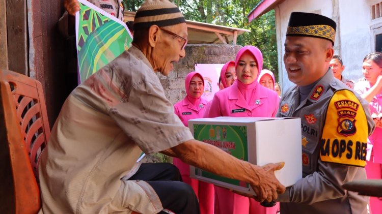 Kapolres Rohil Bersama Bhayangkari Giat Cooling System Pilkada Damai di Wilkum Polres Rohil