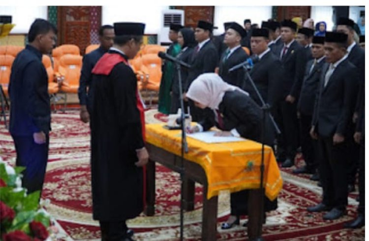 Darwis Rinto Salah Seorang dari 45 Anggota DPRD Rohil yang Dilantik Periode 2024-2029