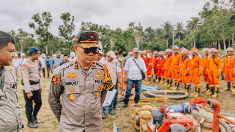 Siaga Karhutla dan Pengecekan Alat Pemadam, Polsek Bagan Sinembah Apel di PT. Salim Ivomas Pratama