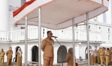 Jadi Irup Upacara Bersama, Sekda Rohil Ingatkan Disiplin ASN dan Progress APBD-P 2024