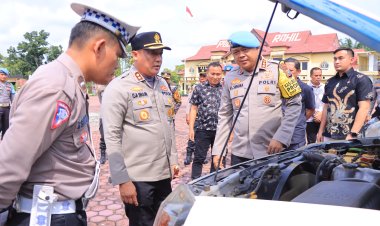 Kabid Propam Polda Riau Bersama Kapolres Rohil Gelar Apel Cek Sarpras Kesiapan Pengamanan Pilkada 2024