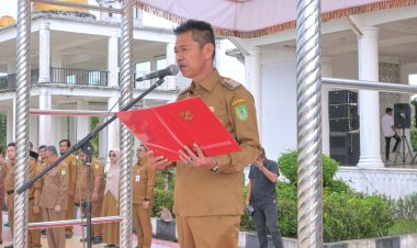 Bupati Rohil Pimpin Upacara Bersama, Hari Pertama Kerja Usai Cuti