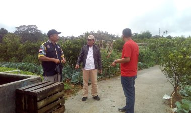 Memenuhi Undangan GMBI Menijau Rabat Beton yang Viral, Anggota DPRD Lambar Fraksi Gerindra Gelengkan Kepala