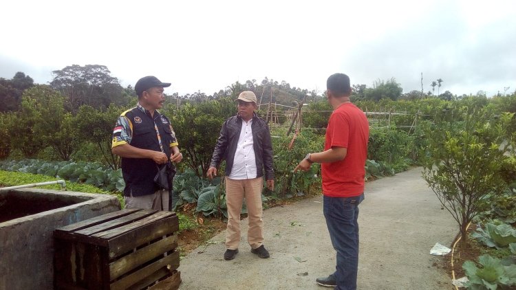 Memenuhi Undangan GMBI Menijau Rabat Beton yang Viral, Anggota DPRD Lambar Fraksi Gerindra Gelengkan Kepala