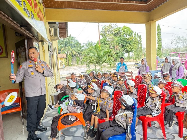 Polisi Sahabat Anak, Polsek Pujud Terima Kunjungan PAUD Terpadu Annisa
