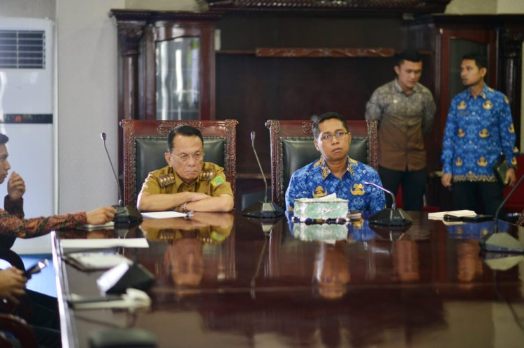 Bupati dan Wakil Bupati Rohil Rakor Zoom Meeting, Penyelenggaraan Pemerintah Daerah Bersama Mendagri