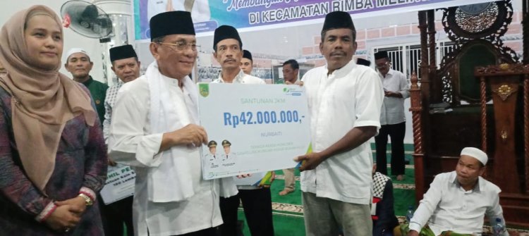 Bupati Rohil Hadiri Peringatan Nuzulul Quran 1446 H di Kecamatan Rimba Melintang