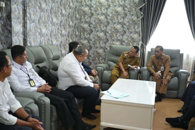 Kendala Operasional di Lapangan, Direksi SKK Migas dan PHR Audensi dan Kunjungan ke Bupati Rohil