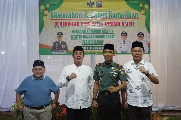 Kodim 0422/Lampung Barat laksanakan Silaturahmi dan Safari Ramadan Bersama Pemerintah Kabupaten Pesisir Barat.