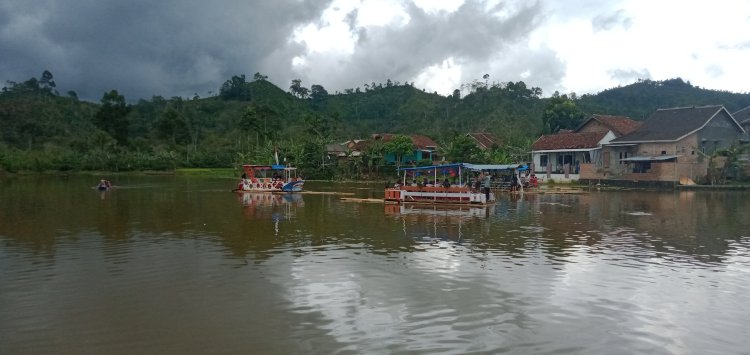 Wisata Tahunan Cekdam Bungin, Perlu Perhatian Dari Pemerintah Daerah????