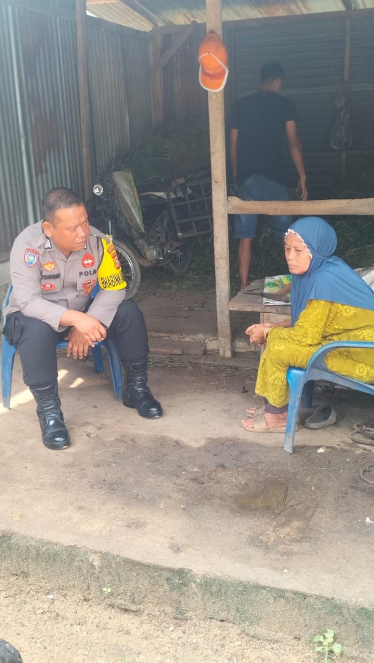 Upaya Bhabinkamtibmas Jalin Komunikasi, Sambang Warga dengan Program Door to Door System