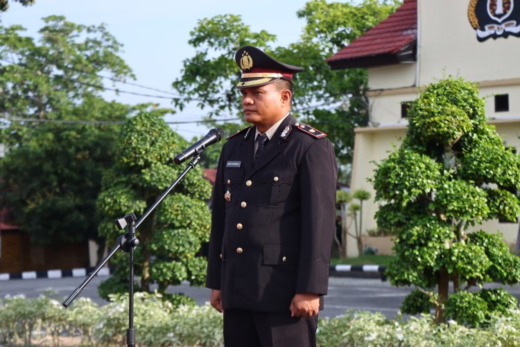 Wakapolres Rohil Ajak Teguhkan Ideologi Bangsa, Pimpin Upacara Peringatan Hari Lahir Pancasila 2025