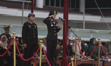 Kapolres Pesisir Barat Pimpin Upacara HUT Bhayangkara ke-79, Usung Tema Polri Untuk Masyarakat