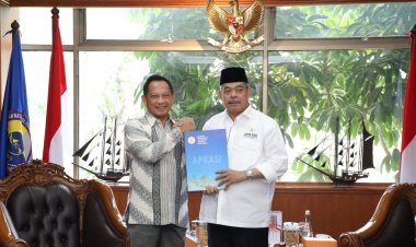 Mendagri Terima Audiensi Pengurus APKASI, Bahas Konsolidasi Organisasi dan Rencana Kerja Konseptual