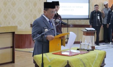 Bupati Rohil Lantik 25 Pejabat Baru, Tegaskan Jabatan sebagai Ladang Ibadah