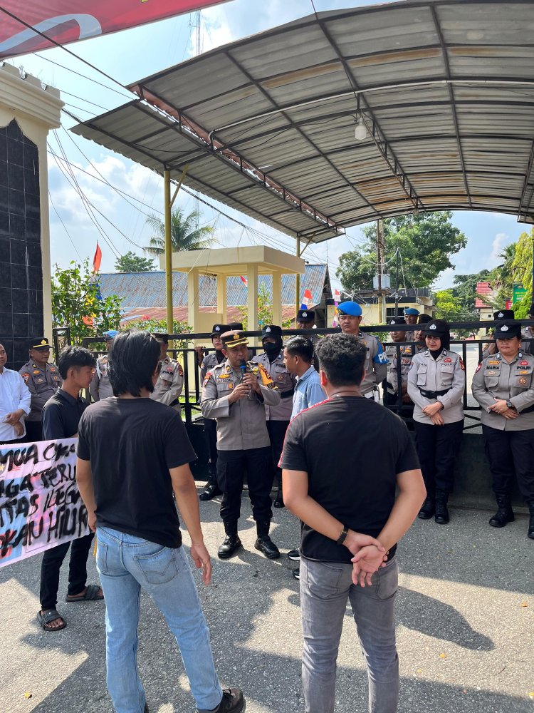 Mahasiswa GEMA-Ri Desak Polres Rokan Hilir Tindak Kegiatan Ilegal yang Kian Terbuka