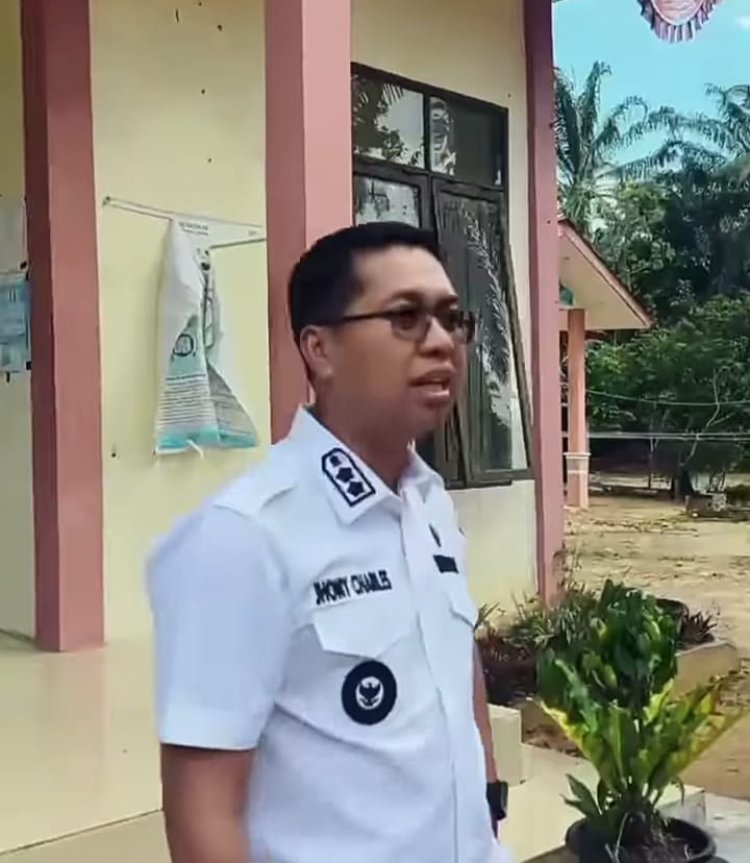 Wakil Bupati Rohil HImbau Datuk/Datin Serta Lurah Jaga Kebersihan Kantor