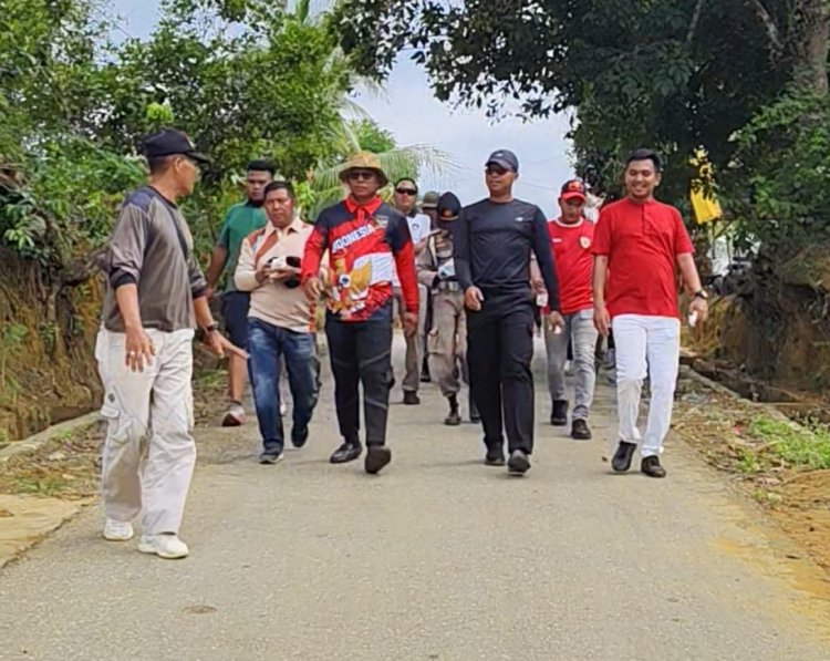 Meriahkan HUT Kemerdekaan RI ke-80, Wabup Rohil Hadir Acara Jalan Santai di HMS