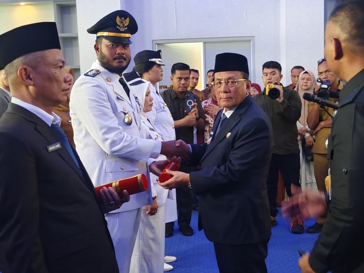 Lantik 41 Pejabat Baru, Bupati Rohil : Jabatan Adalah Amanah, Bukan Sekadar Kedudukan