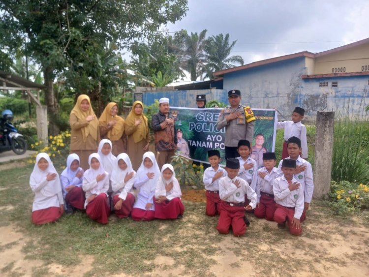 Aksi Peduli dan Edukasi Sejak Dini, Polsek Bagan Sinembah Gelar Green Policing di Sekolah Madrasah