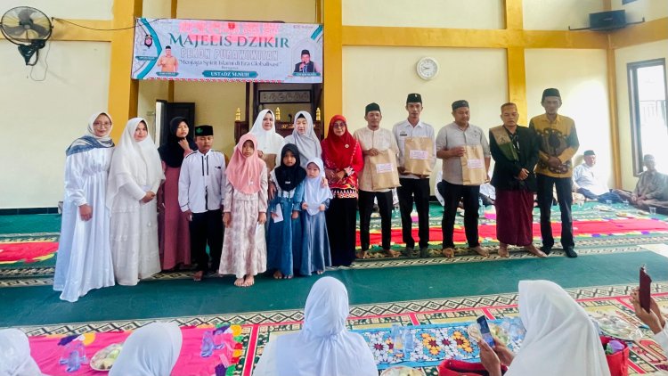 Camat Kebu Tebu dan Hj Helawati Komal Dewi Mukhlis Basri Hadiri Majelis Ta’lim Baitu Mukhlishin Pekon Purawiwitan