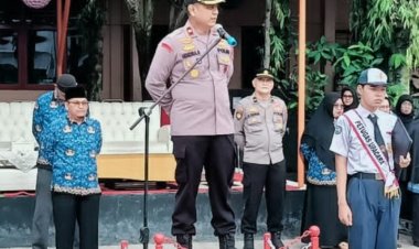 Kapolsek Siak Hulu Sosialisasikan Penerimaan SMA Kemala Taruna Bhayangkara di SMPN 4 Siak Hulu