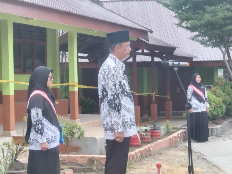 UPT SMPN 6 Siak Hulu Peringati HUT PGRI dan Hari Guru Ke-80: Guru Hebat, Indonesia Kuat