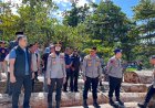 Kapolda Lampung bersama jajaran Polres Pesisir Barat Tinjau Kapal Tongkang yang Terdampar di Perairan Pantai Tj. Setia