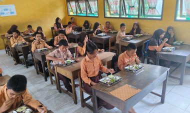 Program MBG Dimulai, 835 Siswa SDN 019 Pandau Jaya Terima Makan Bergizi Gratis