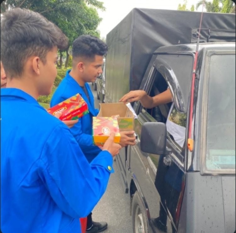 Langkah Perdana Gubernur BEM FH UIR Muhammad Haikal: Galang Dana Rp 9.650.000 untuk Sumatra