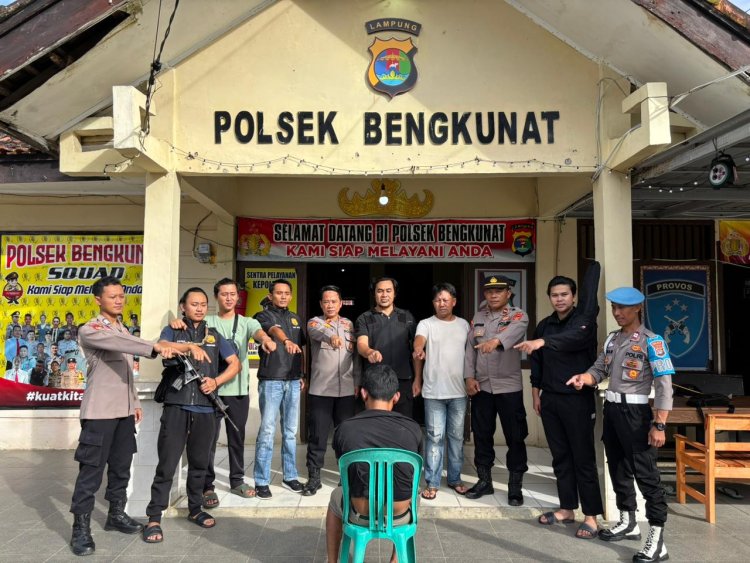 Dua Pria Diringkus Polisi, Setelah Kedapatan Membawa Narkotika Jenis Sabu dan Ganja