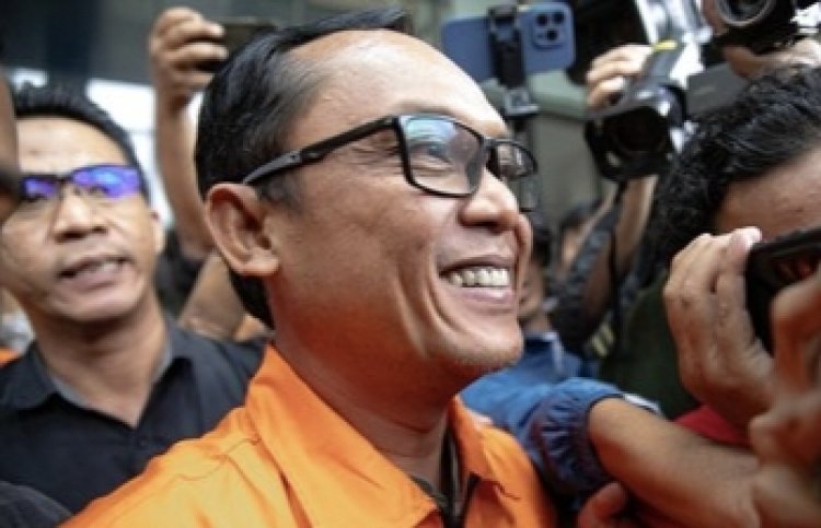 Bupati Lampung Tengah Malah Goda Jurnalis di KPK, Tak Tahu Malu Nih!!!!