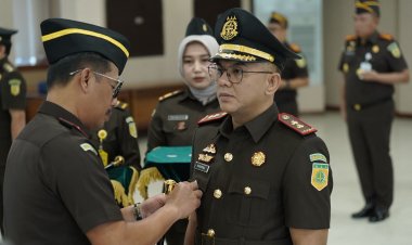 Jaksa Berprestasi Erik Yudistira Resmi Jadi Kajari Barru