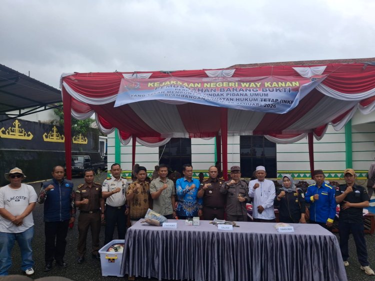 Kejari Way Kanan Musnahkan Barang Bukti 14 Perkara yang Telah Berkekuatan Hukum Tetap