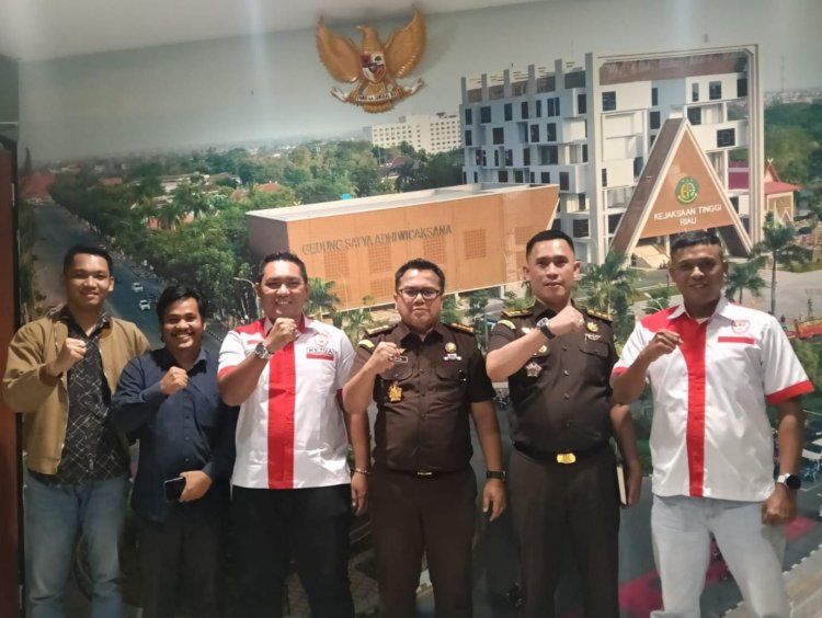 Pemuda LIRA Riau Audiensi dengan Kejati Riau, Siap Bersinergi Kawal Pemberantasan Korupsi