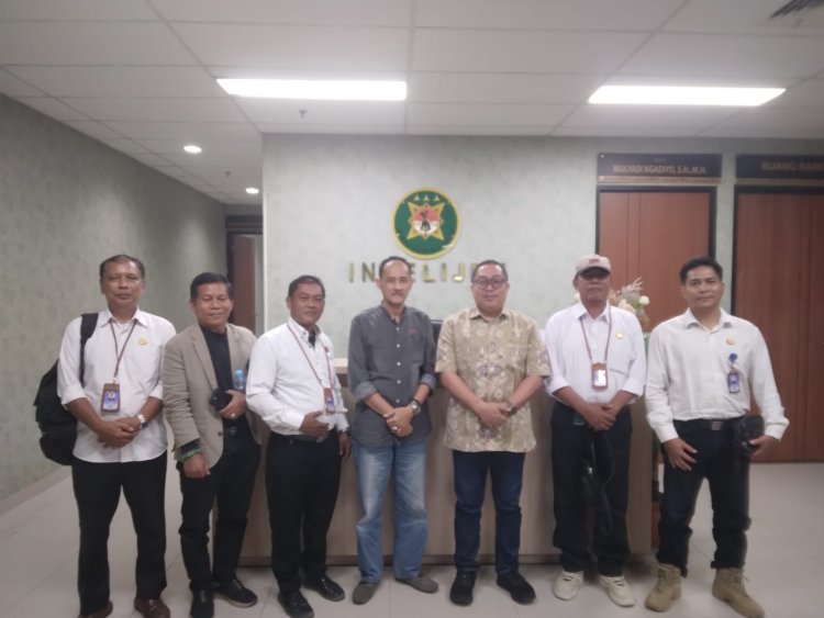 Perkuat Sinergi, Ormas LCI Bersilaturahmi ke Kejati Riau dan Diterima Asisten Intelijen