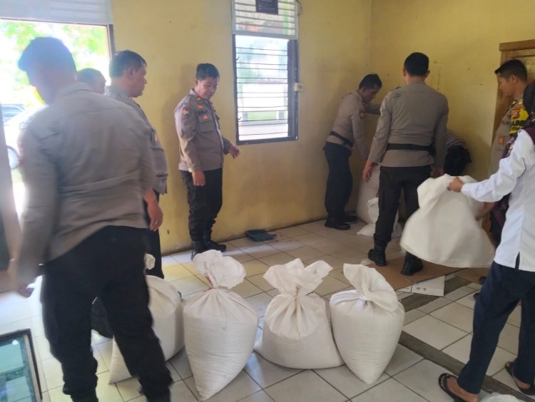 Dukung Program Kapolri, Kapolsek Kampar Gelar Panen Raya Jagung Perkuat Ketahanan Pangan