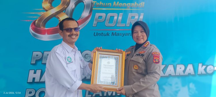 Kontribusi Luar Biasa, SMSI Raih Penghargaan dari Kapolda Lampung pada HUT Bhayangkara ke-80