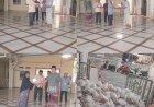 Jumat Berkah, Ninik Mamak dan Penghulu Desa Teratak Buluh Bagikan 165 Paket Sembako dan Santunan Anak Yatim