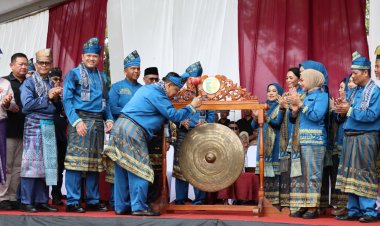 Wakapolda Riau Hadiri Pembukaan Festival Pacu Jalur Tradisional 2026 di Kuansing