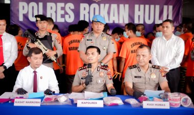 Polres Rohul Ringkus Bandar Narkoba, Sita 1,03 Kg Sabu dan 246 Butir Ekstasi di Rambah