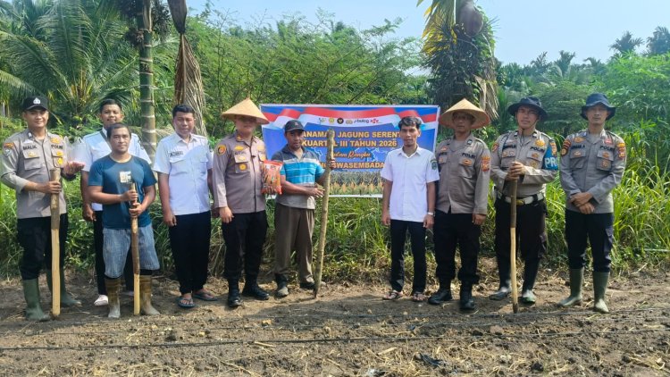 Polsek Kerinci Kanan Bersama Pemerintah Kampung Gabung Makmur Tanam Jagung Pipil Kuartal III 2026